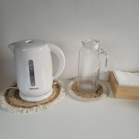 Les Hirondelles A 5 Mn De L' Aeroport * 博韦